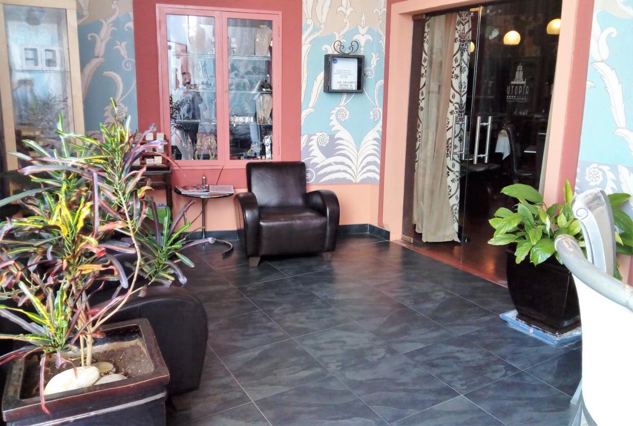 Hotel Utopia Benalup-Casas Viejas Esterno foto